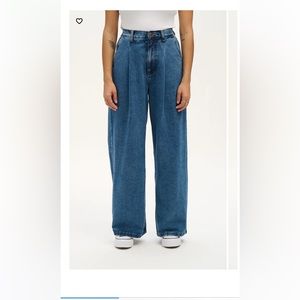 Lucy & Yak Cole Super Wide Leg Jeans: ORGANIC DENIM - Mid Wash Blue
